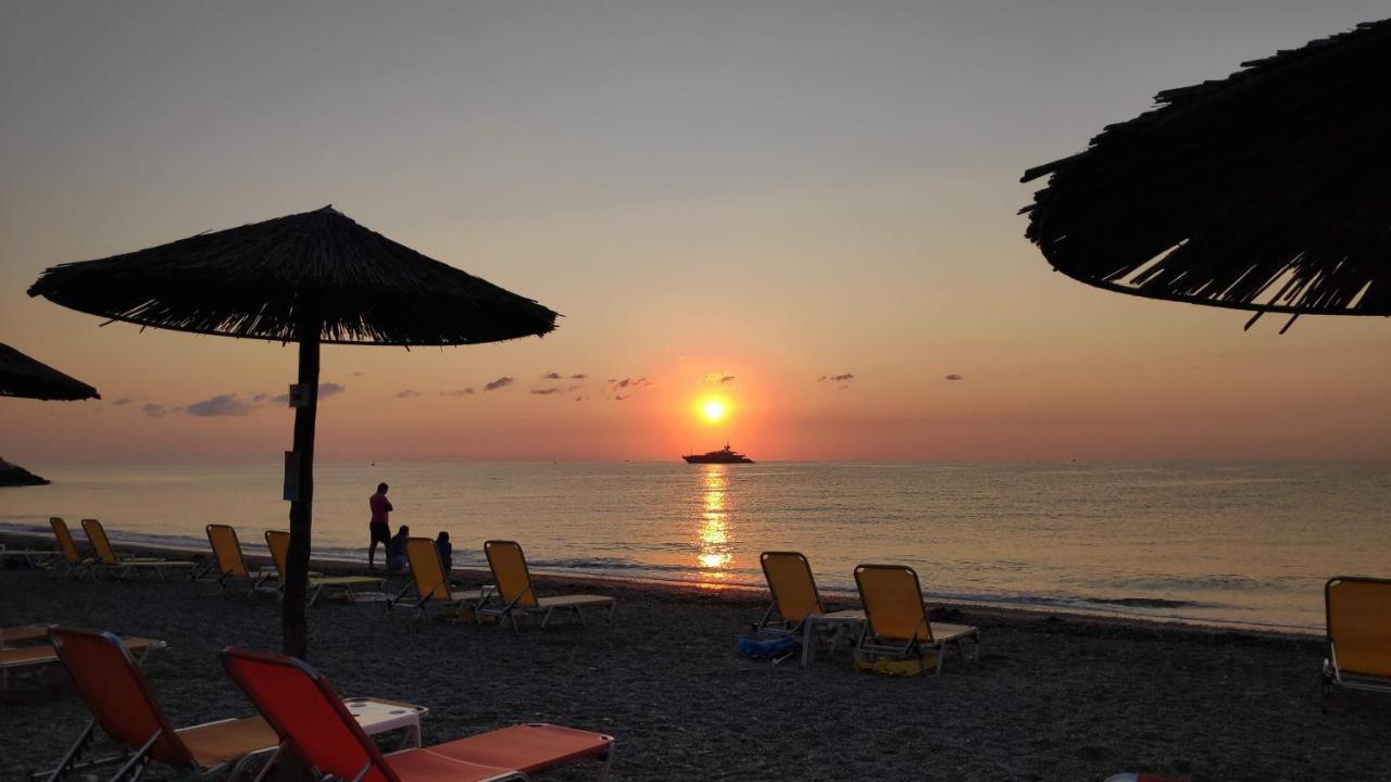 Camping Mitikas And Bungalows Pláka Litóhoru Kültér fotó