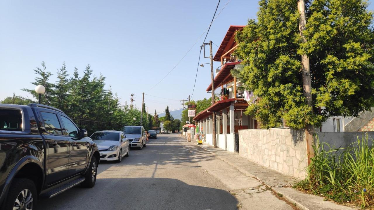 Camping Mitikas And Bungalows Pláka Litóhoru Kültér fotó