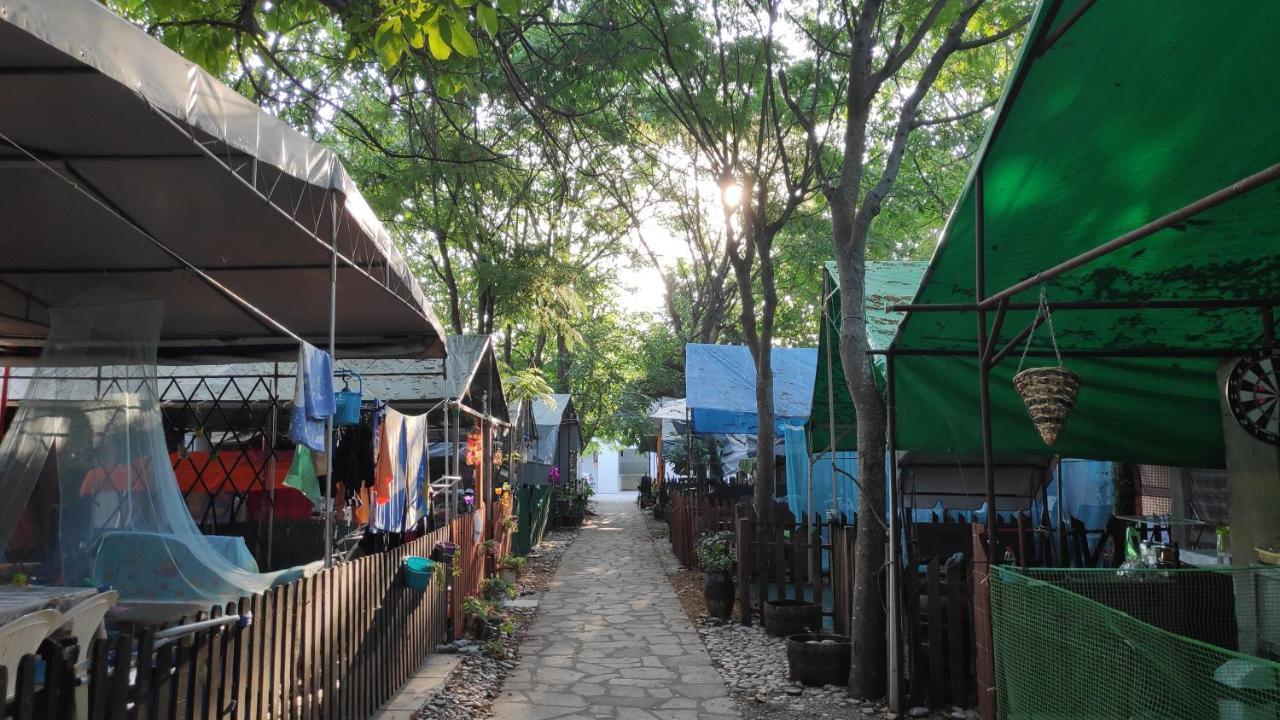 Camping Mitikas And Bungalows Pláka Litóhoru Kültér fotó