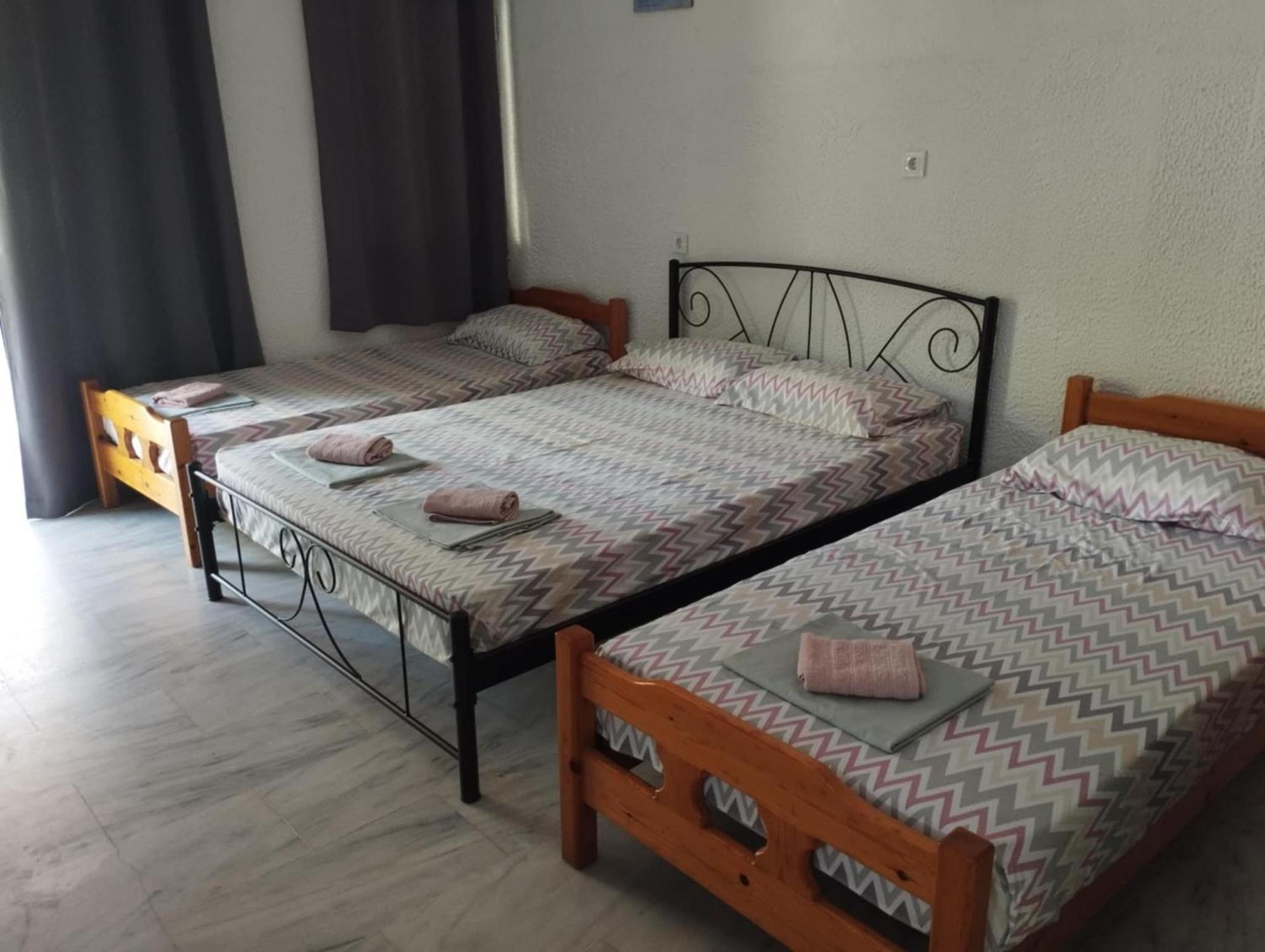 Camping Mitikas And Bungalows Pláka Litóhoru Szoba fotó